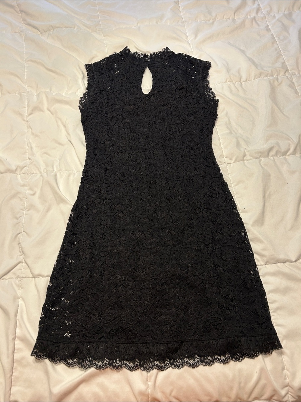 Sleeveless Lace Dress